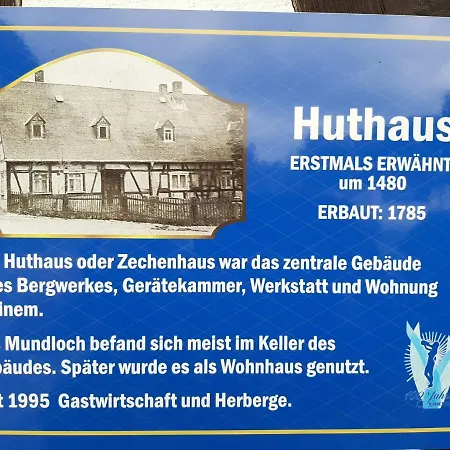 Wirtschaft & Zum Huthaus Guest house Schneeberg (Saxony)